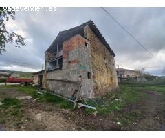 Se vende casa de pueblo con terreno en Rasines