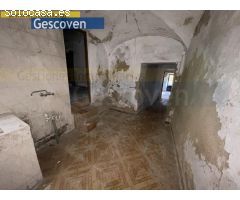 CASA SEMIREFORMADA CON DOS PLANTAS PARA DOS VIVIENDAS INDEPENDIENTES