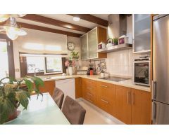 CHALET CON PISCINA EN ZONA TRANQUILA