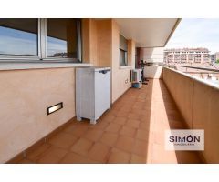 Piso en Las Bases, 3 habitaciones, 2 baños, parking y terraza con vistas!