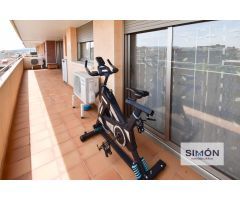 Piso en Las Bases, 3 habitaciones, 2 baños, parking y terraza con vistas!