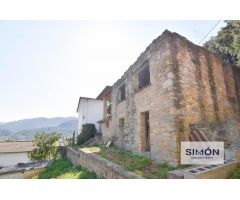 Casa de piedra con encanto rústico, ideal para reformar a tu gusto!