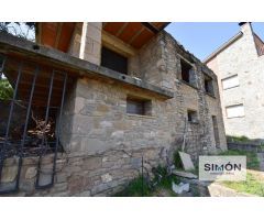 Casa de piedra con encanto rústico, ideal para reformar a tu gusto!