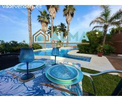 ESPECTACULAR VILLA INDEPENDIENTE CON PISCINA Y APARTAMENTO CON INCREIBLES VISTAS A LA BAHÍA