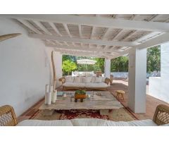Refugio Andaluz con Privacidad Total a Minutos de Puente Romano y la Milla de Oro