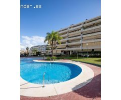 Elegante Piso de 2 Dormitorios con Piscina y Garaje en Guadalmina Alta