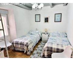 CASA EN VENTA DE 6 DORMITORIOS Y PATIO EN VILLALPANDO, ZAMORA.
