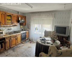 CASA EN VENTA DE 2 DORMITORIOS Y PATIO EN ARCENILLAS, ZAMORA.