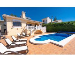 Wonderfull 3 bed detached villa in a very quiet area.