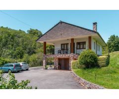 Chalet en Venta en Navarrete, Asturias