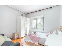Casa con parcela y dos viviendas, lista para entrar a vivir