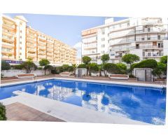 ALQUILER TEMPORADA PISO CENTRICO 3 DORMITORIOS 2 BAÑOS PISCINA Y PARKING