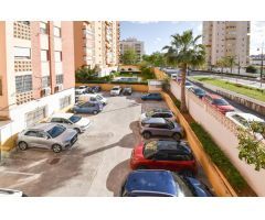 ALQUILER TEMPORADA PISO CENTRICO 3 DORMITORIOS 2 BAÑOS PISCINA Y PARKING