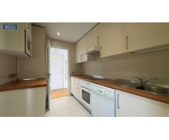 INMOBILIARIA ARBETETA VENDE ÁTICO DE DOS DORMITORIOS EN ZONA ROTONDA DE LAS PROVINCIAS, GUADALAJARA