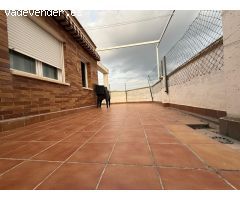 INMOBILIARIA ARBETETA ALQUILA ÁTICO DE 3 DORMITORIOS