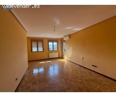 INMOBILIARIA ARBETETA ALQUILA PISO DE 4 DORMITORIOS EN ZONA CALLE ZARAGOZA, GUADALAJARA