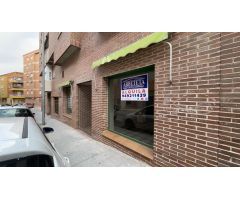 INMOBILIARIA ARBETETA ALQUILA LOCAL EN ZONA FERIAL