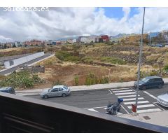 A51 - Se alquila bonito piso amueblado en Tincer