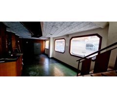 Venta de Local comercial- 4 viviendas