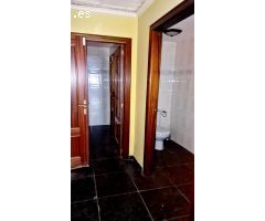 Venta de Local comercial- 4 viviendas