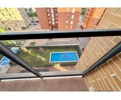 Alquiler de piso en Castellón con piscina, terraza y garaje