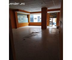 ESPECTACULAR LOCAL COMERCIAL A ESCASOS METROS DEL VIAL NORTE. POSIBILIDAD DE DOS APARTAMENTOS!! INVE