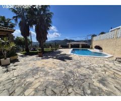ESPECTACULAR CASA CON PISCINA Y JARDIN EN VALLIRANA