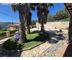 ESPECTACULAR CASA CON PISCINA Y JARDIN EN VALLIRANA