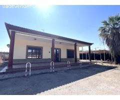 CHALET MAS NEGOCIO DE HOSTELERÍA ZONA DON BENITO