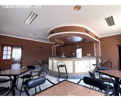 CHALET MAS NEGOCIO DE HOSTELERÍA ZONA DON BENITO