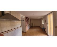 Casa Adosada en Venta en Albacete, Albacete