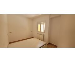 Casa Adosada en Venta en Albacete, Albacete