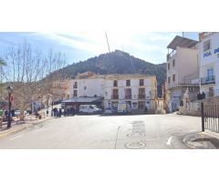 Casa de Pueblo en Venta en Bogarra, Albacete