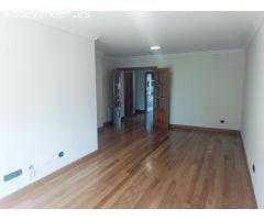 Piso de 3 habitaciones y 2 baños con garaje y trastero en La Pereda, Valdenoja