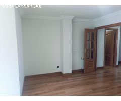 Piso de 3 habitaciones y 2 baños con garaje y trastero en La Pereda, Valdenoja