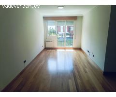 Piso de 3 habitaciones y 2 baños con garaje y trastero en La Pereda, Valdenoja