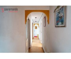 Ático con ascensor en venta en los primeros números de la Calle Cervantes