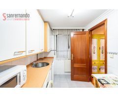 Apartamento con ascensor y garaje en Astillero