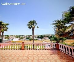 OPORTUNIDAD A UN PASO DEL CENTRO DE CONIL!!! PARCELA DE 800M2 Y CHALET CON 245M2