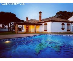 Exclusiva villa en venta en Chiclana, junto a Novo Sancti Petri – Playa, lujo y privacidad!!!