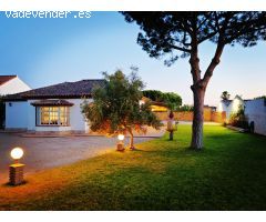 Exclusiva villa en venta en Chiclana, junto a Novo Sancti Petri – Playa, lujo y privacidad!!!