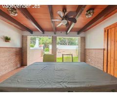 Exclusividad cerca de la playa, con piscina, golf y total seguridad