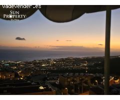ÁTICO CON MARAVILLOSAS VISTAS AL MAR EN COSTA ADEJE - TORVISCAS