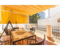 Exclusiva casa de 380 m² construidos en venta en el corazón de Nervión, Sevilla