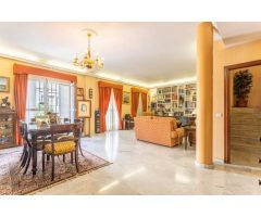 Exclusiva casa de 380 m² construidos en venta en el corazón de Nervión, Sevilla