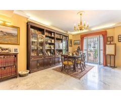 Exclusiva casa de 380 m² construidos en venta en el corazón de Nervión, Sevilla