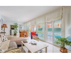 Estupenda casa en venta en Olivar de Quintos, Montequinto. Sevilla