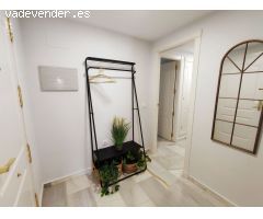 Elegante apartamento en venta en la urbanización Los Naranjos de Marbella. Málaga