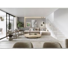 Tu Oasis Privado con Solárium en venta en la Exclusiva Nueva Milla de Oro de Estepona. Málaga