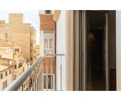 Exclusiva vivienda en pleno corazón de Castellón – Plaza Clavé, esquina Calle Enmedio